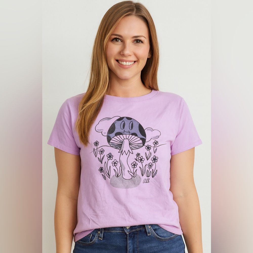 American Eagle Lavender Mushroom Relaxed Fit T-Shirt M NWOT